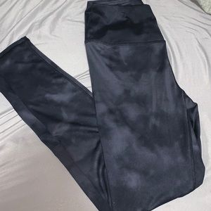Black/gray leggings